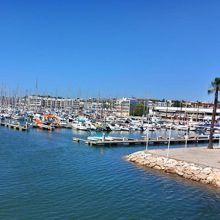 ラゴスAmazing Marina Parkアパートメント エクステリア 写真